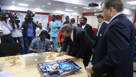 U.S. Ambassador W. Stuart Symington (right) with Consul John Bray watching a demonstration of one of the tech gadgets at the new American Corner in Lagos recently. Photo Credit: U.S. Consulate Lagos